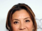 OSCAR A MEJOR ACTRIZ: MICHELLE YEAOH – “EVERTHING EVERWHERE AL AT ONCE – TODO EN TODAS PARTES AL MISMO TIEMPO”.