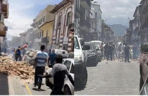 NIÑA TUMBESINA MUERE AL CAERLE TECHO EN TEMBLOR