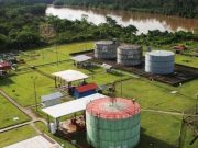 NATIVOS Y MESTIZOS DE FERNANDO ROSAS TOMAN ESTACIÓN PETROLERA EN MORONA