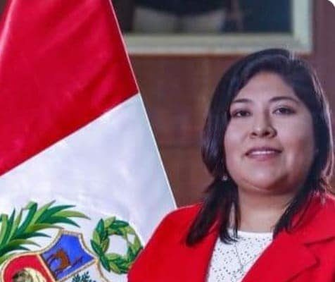 MIGRACIONES ACTIVA IMPEDIMENTO DE SALIDA DEL PAÍS PARA BETSSY CHÁVEZ