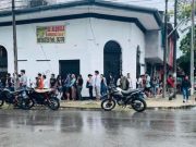 LA UNAP DEBERÍA FACILITAR PAGOS A ESTUDIANTES EN OTROS BANCOS Y EVITAR MALTRATOS CON ENORMES COLAS.