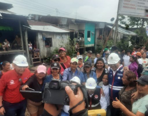 GOBERNADOR RENÉ CHÁVEZ PUSO PRIMER LADRILLO EN PUENTE NUEVO BELLAVISTA EN NANAY