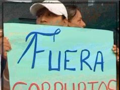 Padres de Familia del Colegio Experimental UNAP Exigen Destitución del Director por Presunta Corrupción